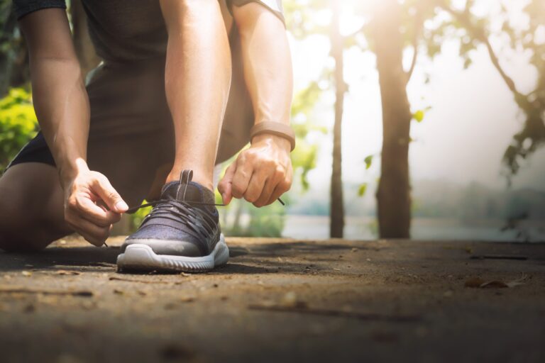 Invest In The Best Work Shoes For Plantar Fasciitis To Make Your Life Easier