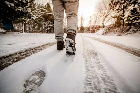  Winter Boots For Seniors With Swollen Feet